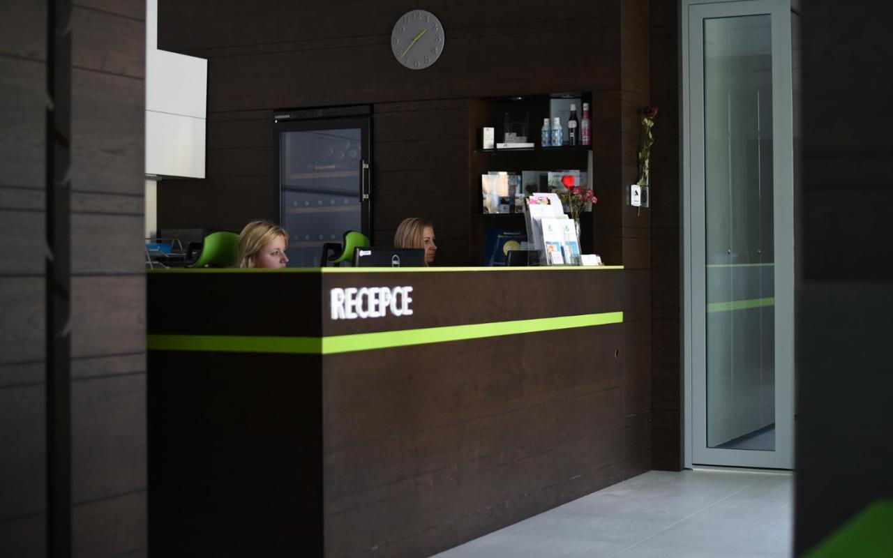 Hotel Harmony Medical & Wellness-Free Parking, 1,8Km From The Center Kromeriz Ngoại thất bức ảnh