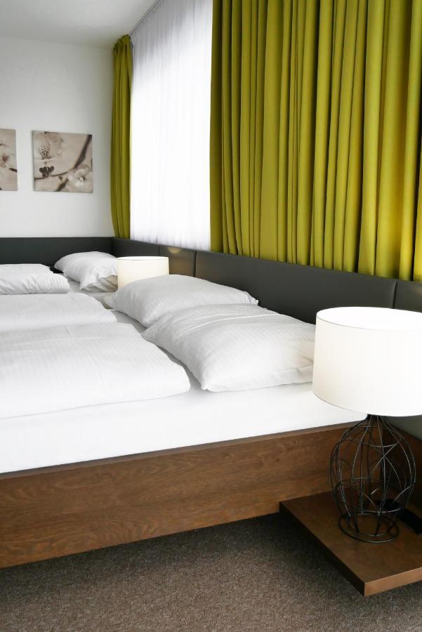 Hotel Harmony Medical & Wellness-Free Parking, 1,8Km From The Center Kromeriz Ngoại thất bức ảnh