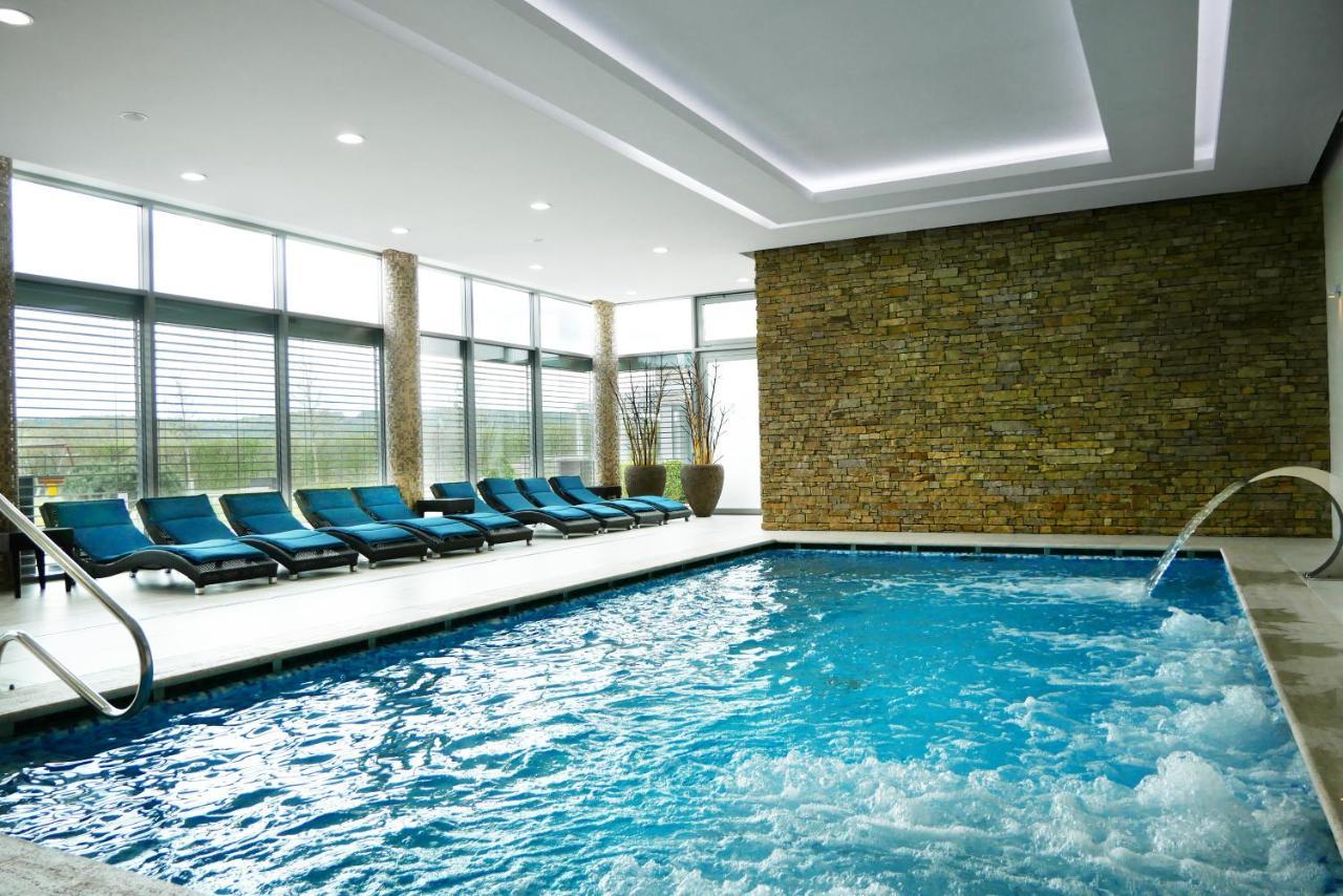Hotel Harmony Medical & Wellness-Free Parking, 1,8Km From The Center Kromeriz Ngoại thất bức ảnh