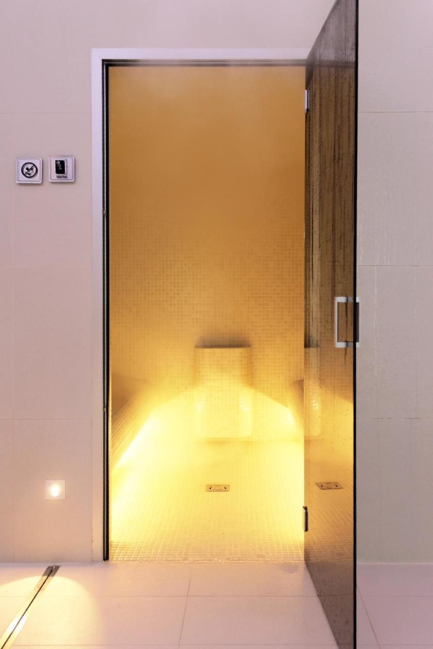 Hotel Harmony Medical & Wellness-Free Parking, 1,8Km From The Center Kromeriz Ngoại thất bức ảnh